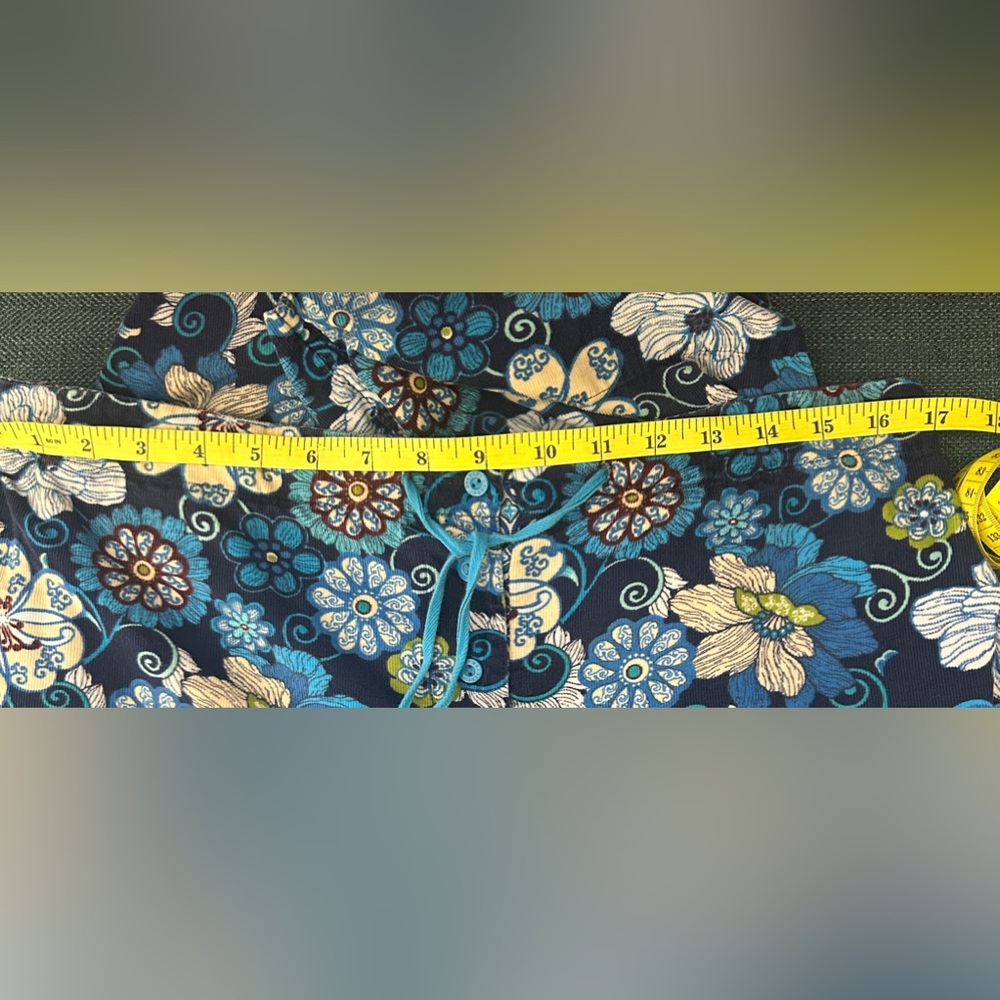 Vera Bradley Navy Blue Floral Pjs botton with White & Teal Accents size M-L - Picture 8 of 8